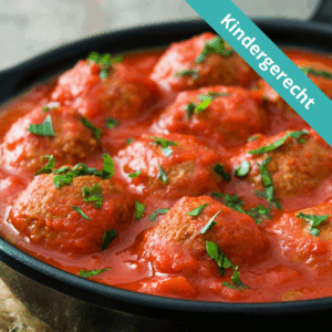 Balletjes in tomatensaus met Griekse pasta